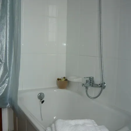 Rural Suquin 3*